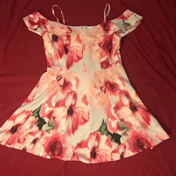 Emerald Sundae Cold Shoulder Fit And Flare Dress - Picture 6 of 8